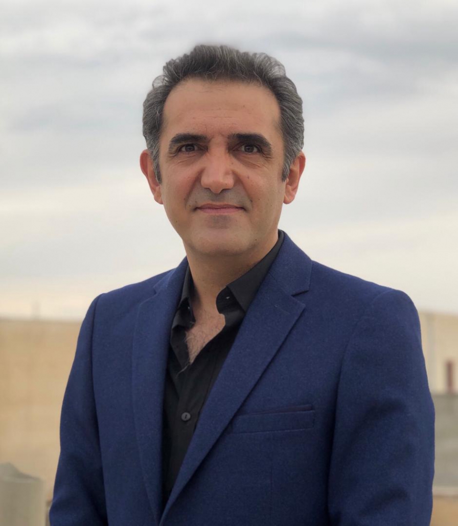 مهرداد کوروش‌نیا