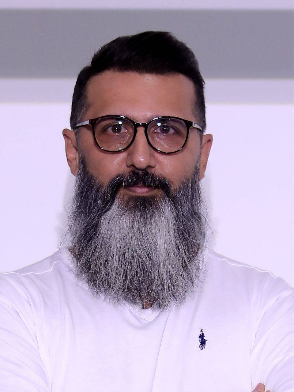 یوسف رضا مرادی