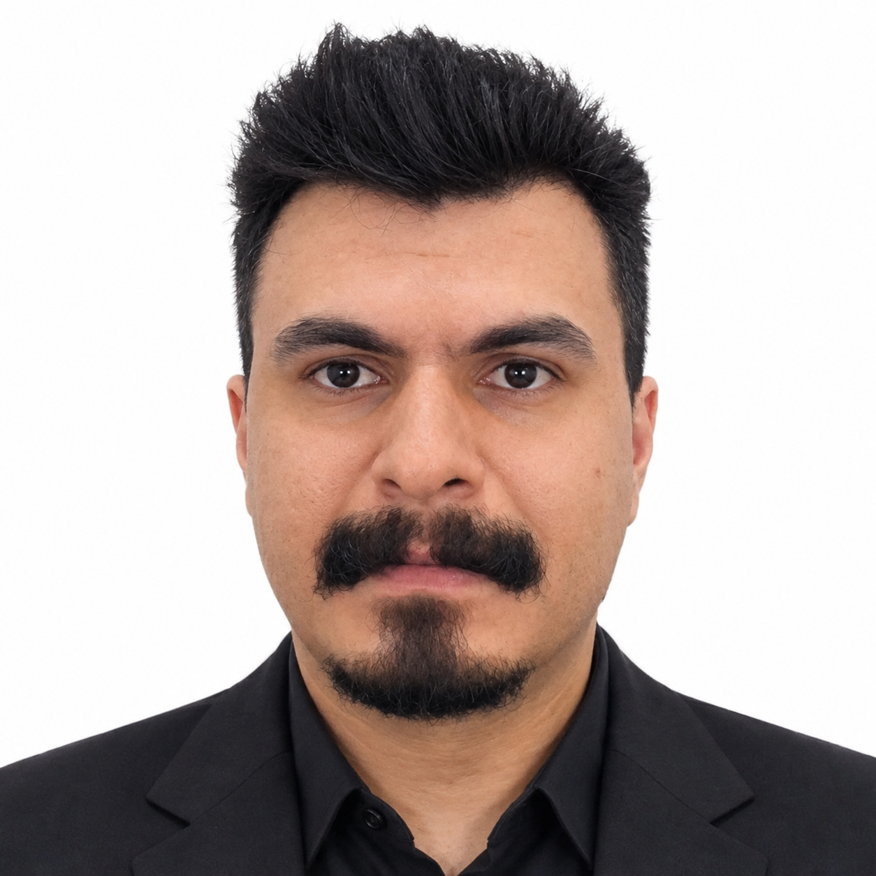 یوسف صادقی تبار - مدرس موسیقی